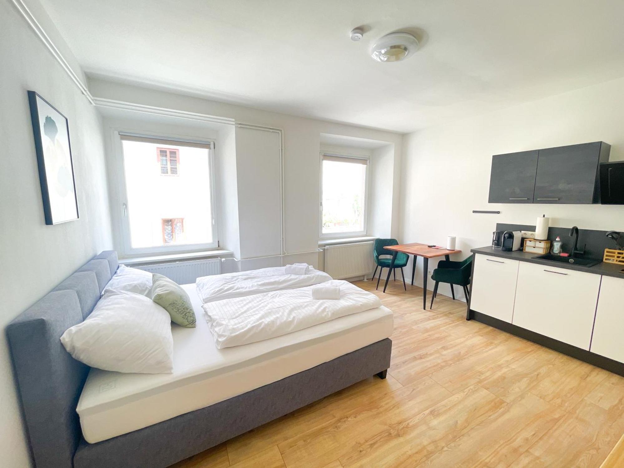 Contactless Self-Check-In - Stayhere Central City Studio 4 Graz Bagian luar foto